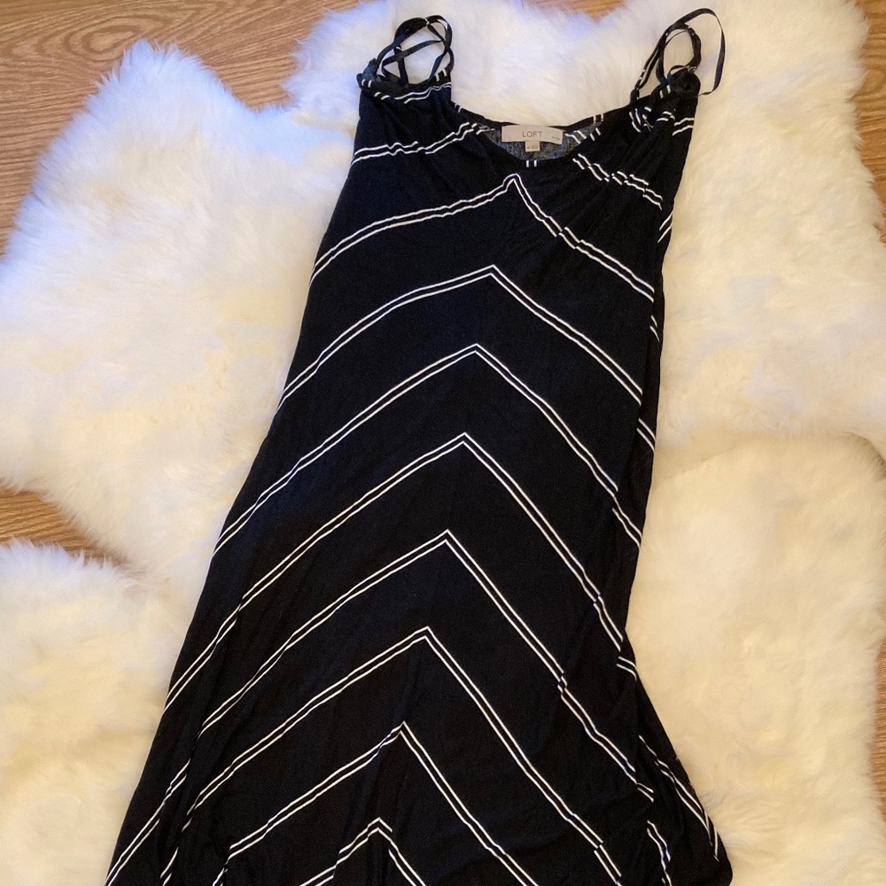 LOFT Womens Maxi Dress - size Medium Petite